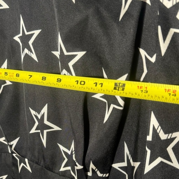 River Island Star Print Black 80's Retro Mini Dress Key hole back long sleeve - Picture 9 of 16